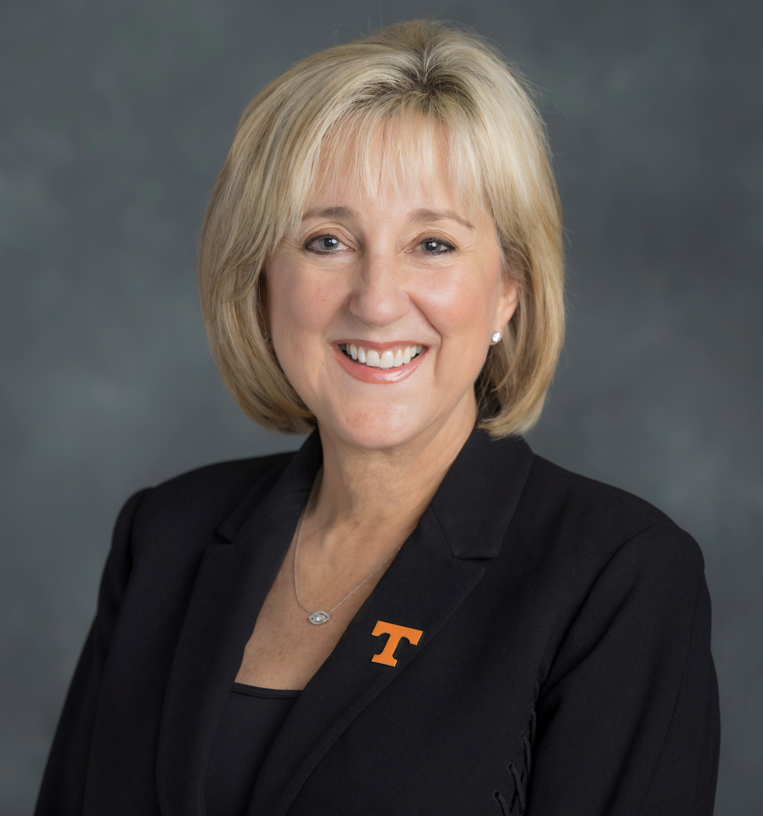 Bright-Lights-in-Tennessee-UT-Knoxville-Recruits-World-Class-Researchers-with-Donde-Plowman-PhD-Chancellor-of-the-University-of-Tennessee-Knoxville